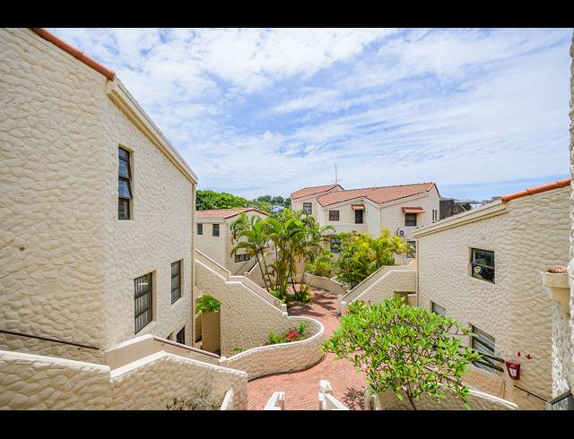 3 BEDROOM APARTMENT FOR SALE IN UMHLANGA CENTRAL